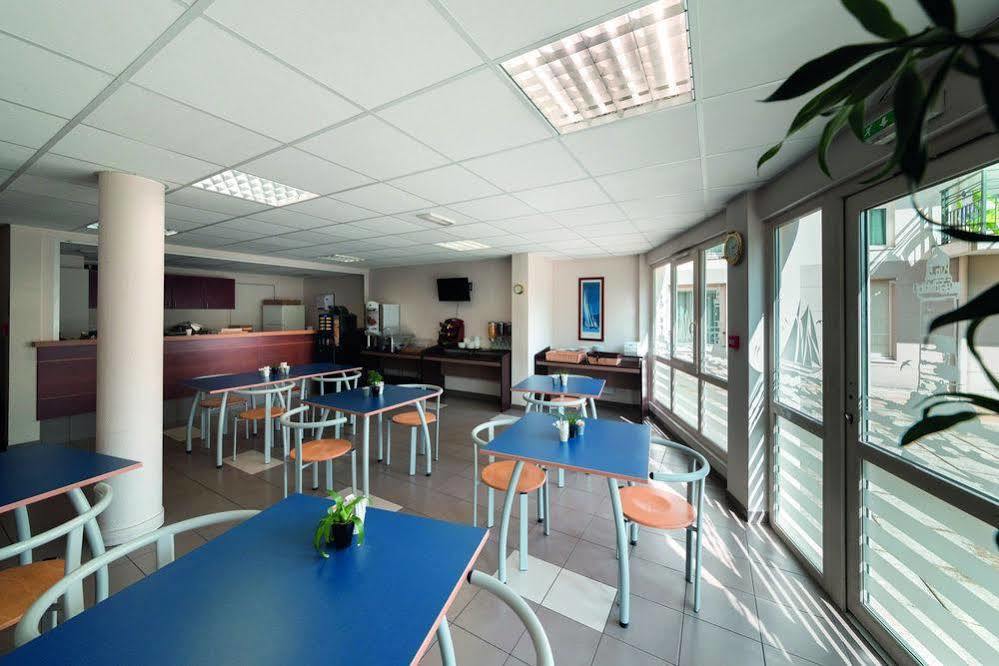 Appart'City Poissy Exterior foto